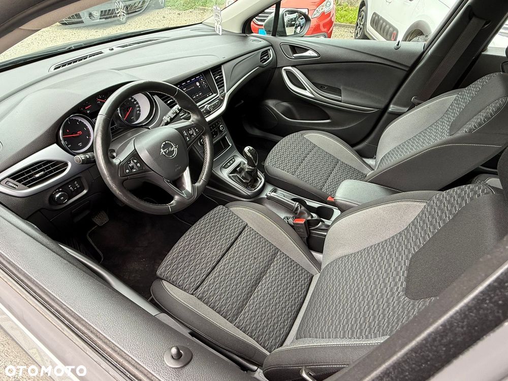 Opel Astra 1.5 D Start/Stop Elegance - 11