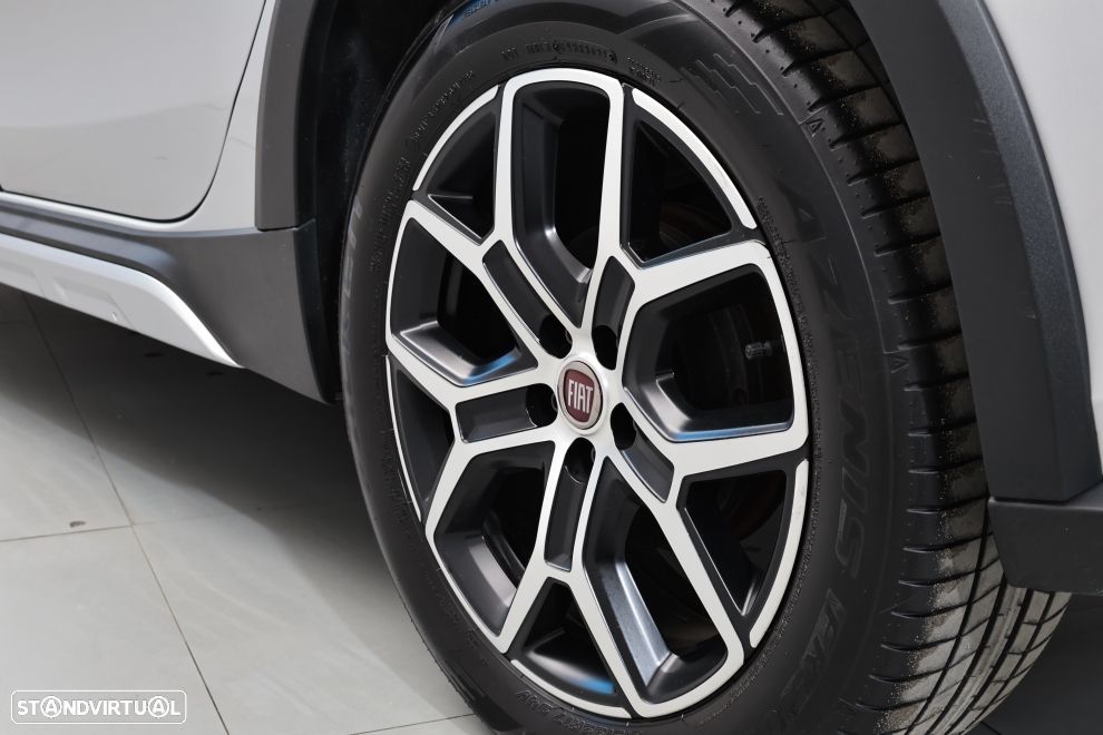 Fiat Tipo Cross 1.3 Multijet - 13
