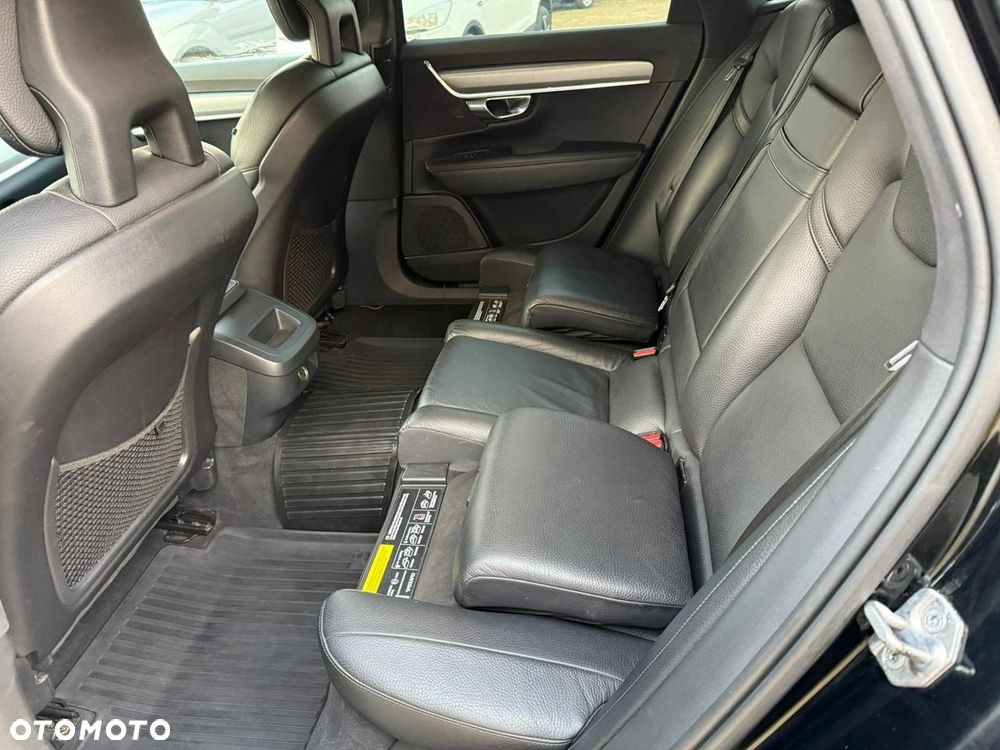 Volvo V90 T5 Momentum - 16