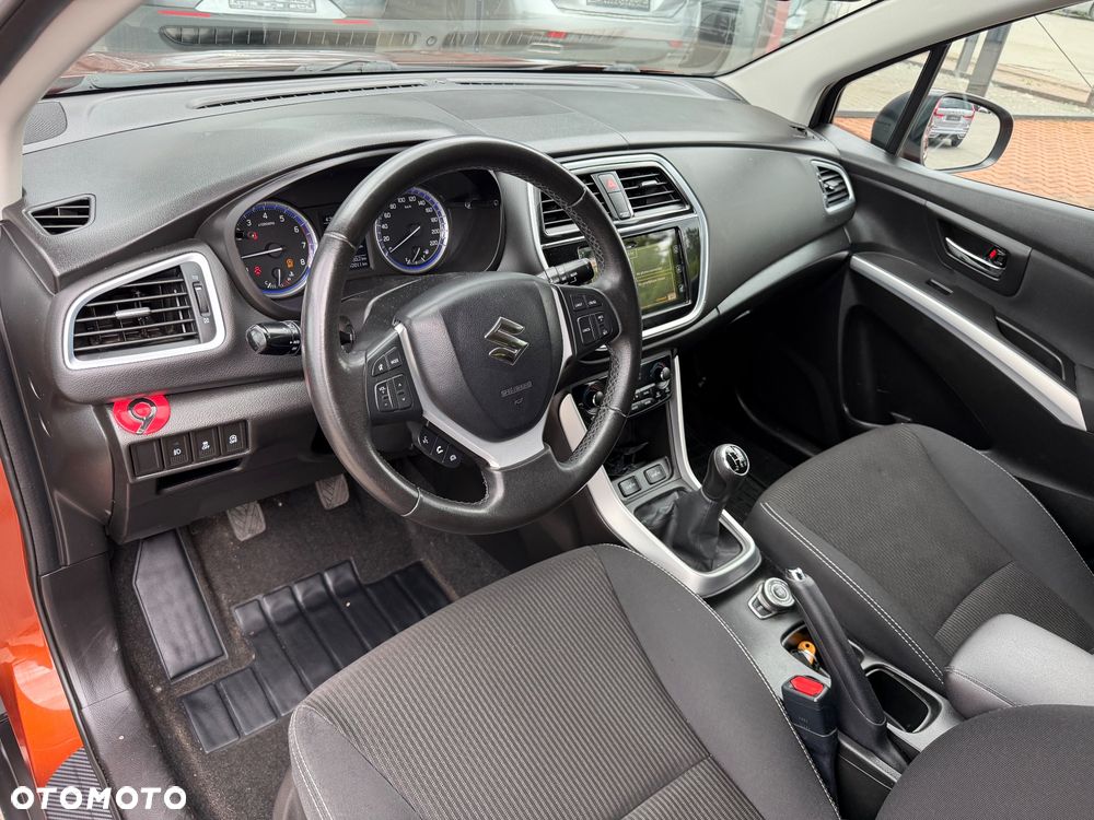 Suzuki SX4 S-Cross 1.0 T Premium 4WD - 18
