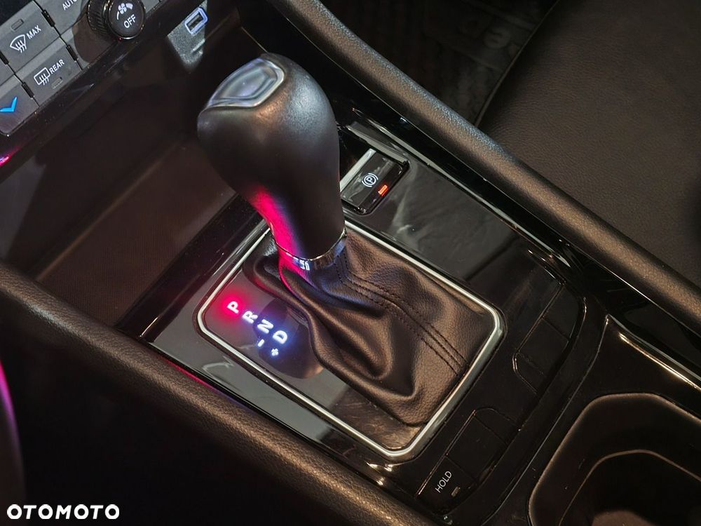 Jeep Compass - 32