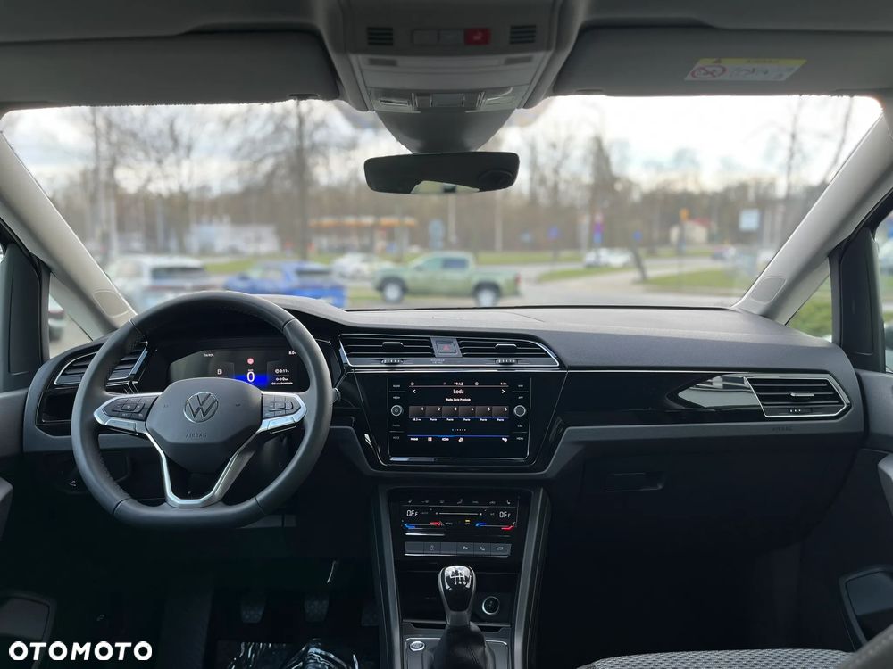 Volkswagen Touran 2.0 TDI SCR Comfortline - 16