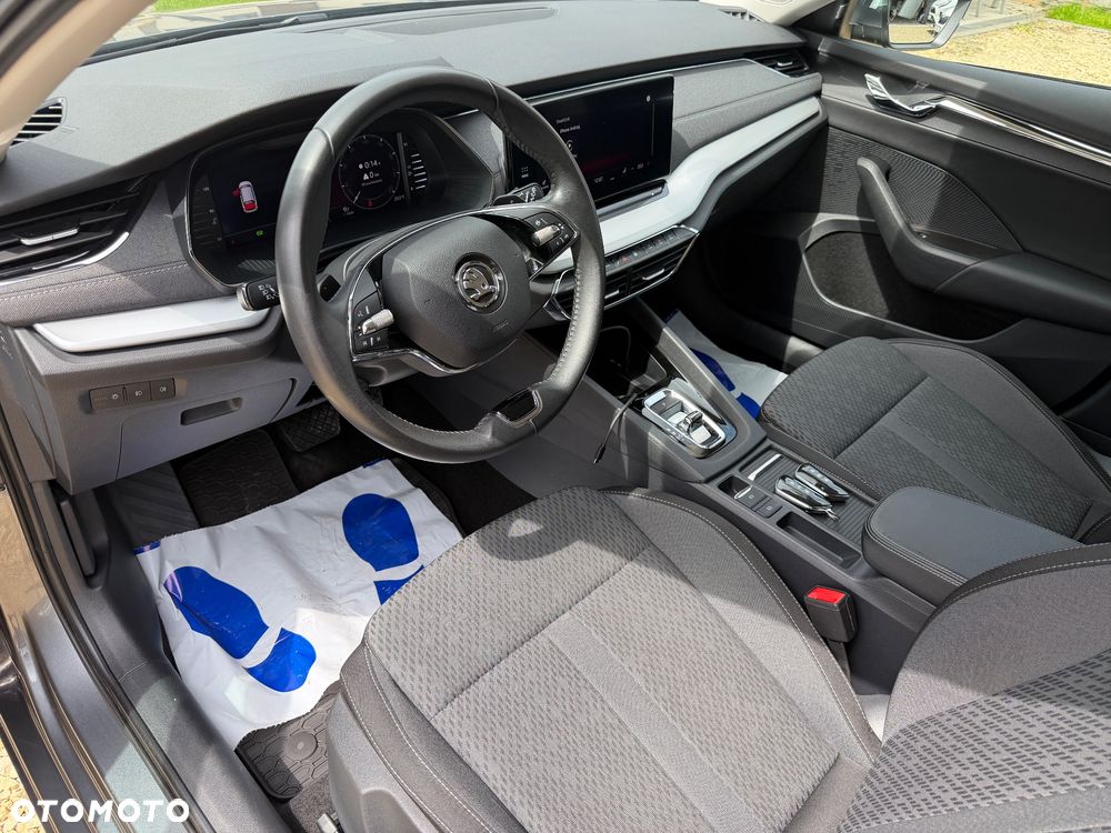Skoda Octavia 2.0 TDI DSG Style - 17