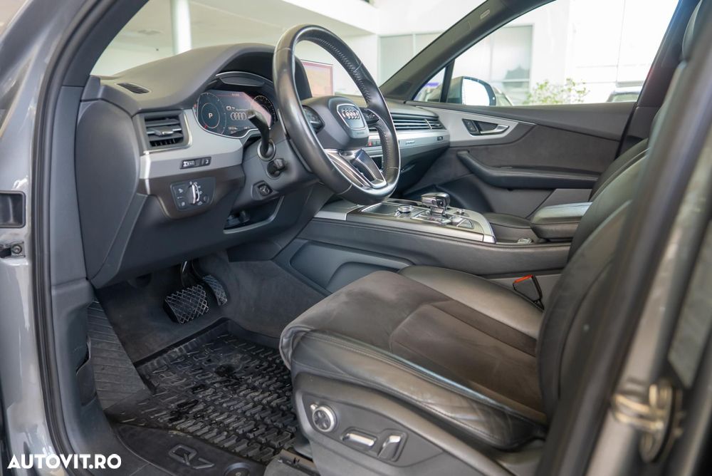 Audi Q7 3.0 TDI Quattro Tiptronic - 13