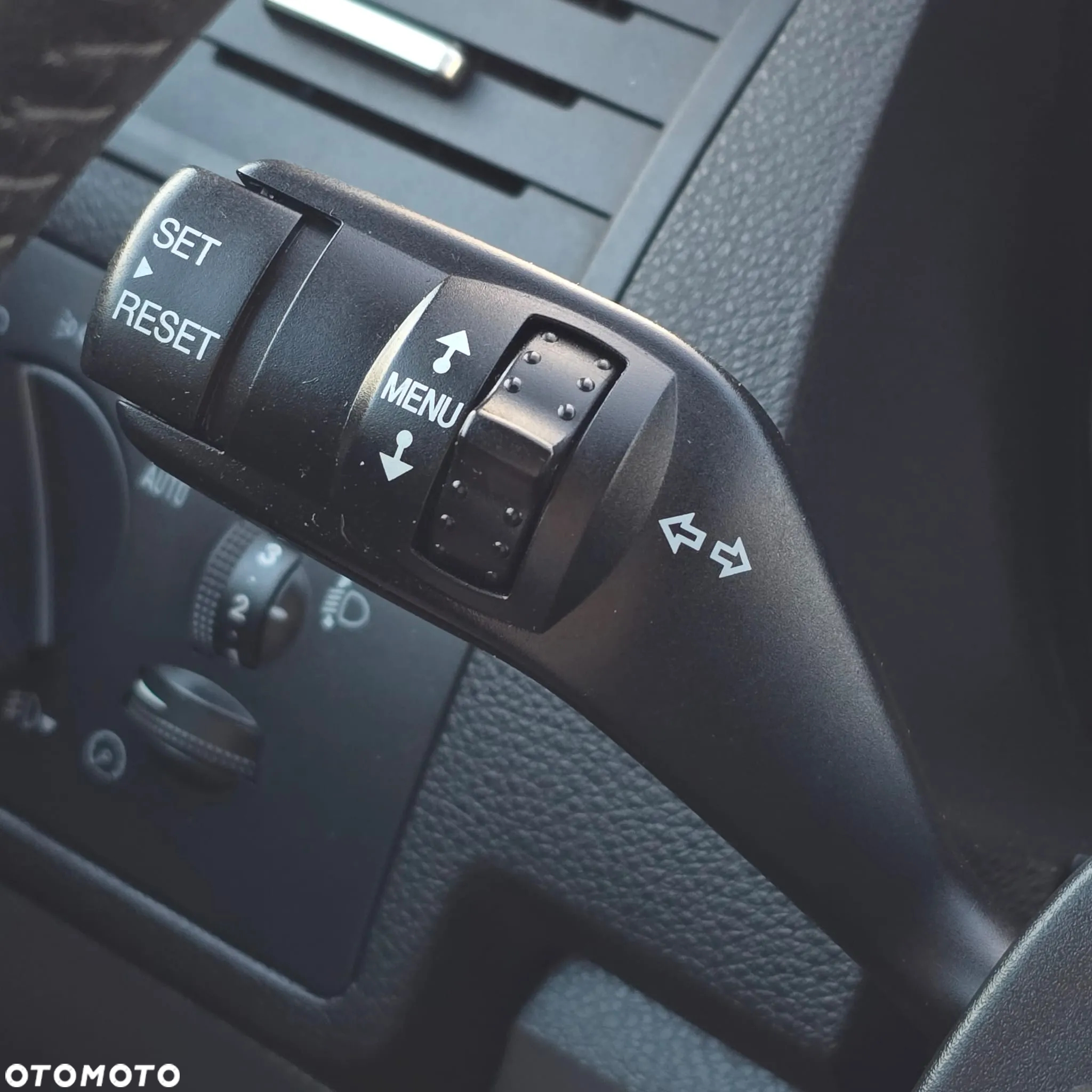 Ford Kuga 2.0 TDCi FWD Titanium - 33