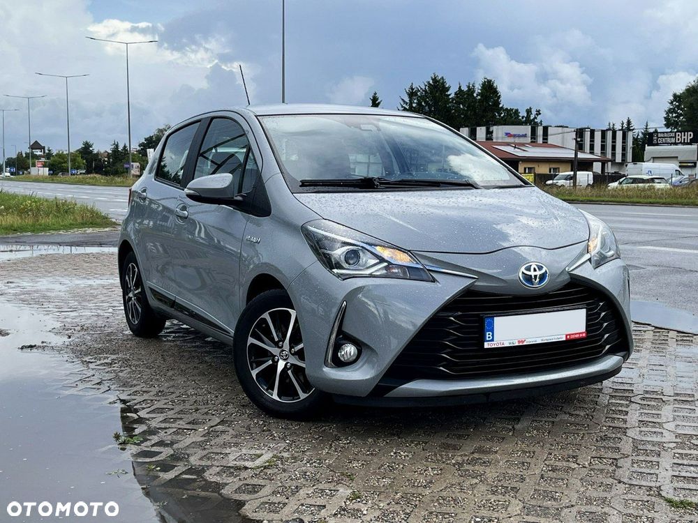 Toyota Yaris - 4