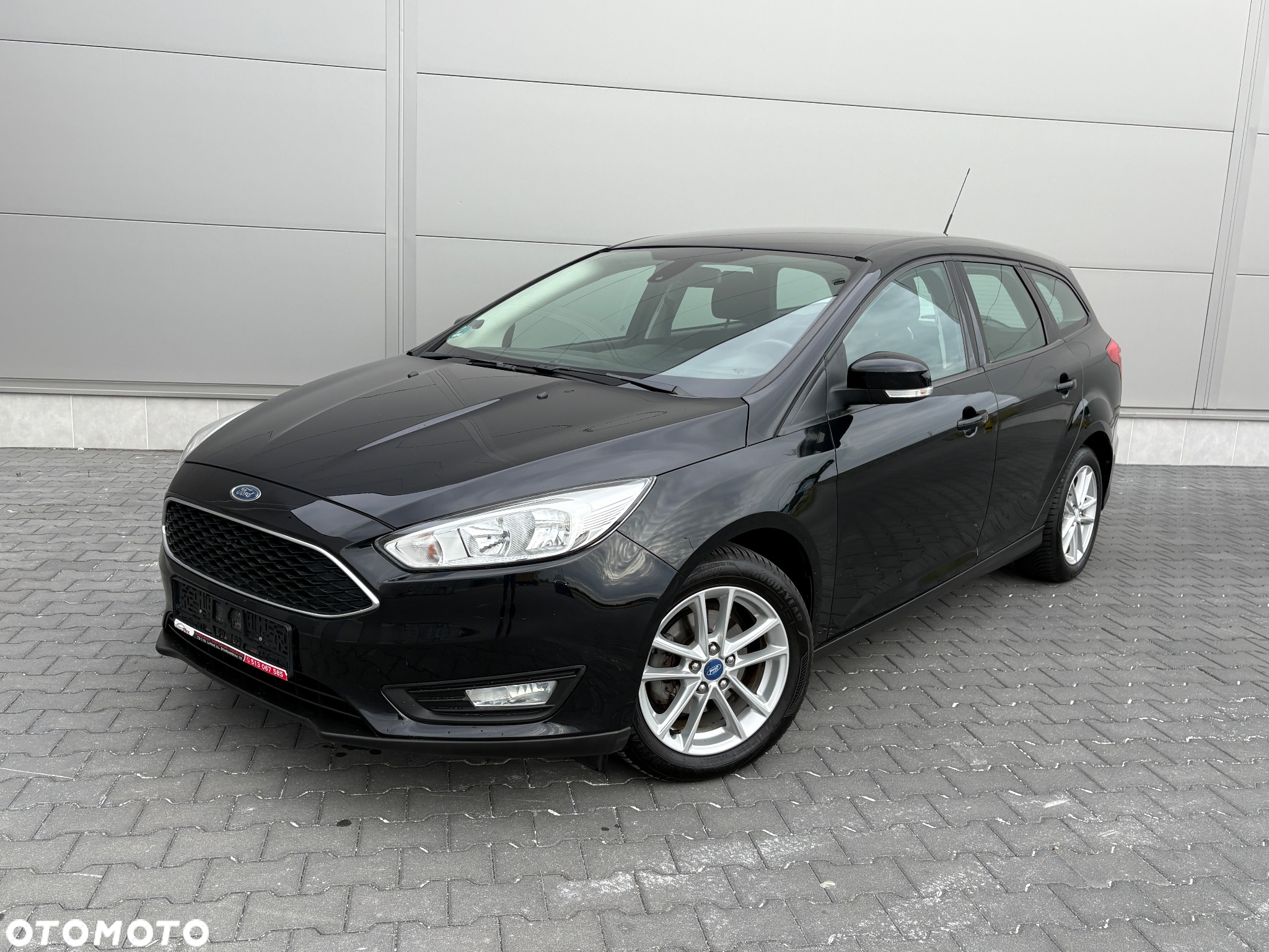 Ford Focus 1.6 FF Ambiente - 2