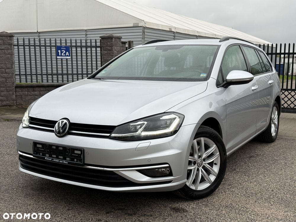 Volkswagen Golf 2.0 TDI BlueMotion Technology DSG Highline - 1