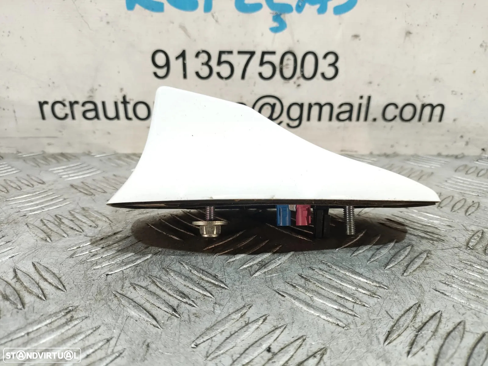 Base antena Jaguar XF X250 (2015) - DX23-19C089 DX2319C089 - 4