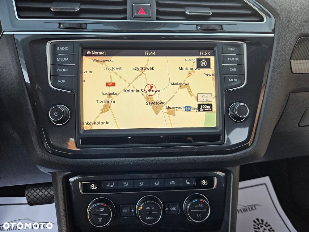 Volkswagen Tiguan - 25