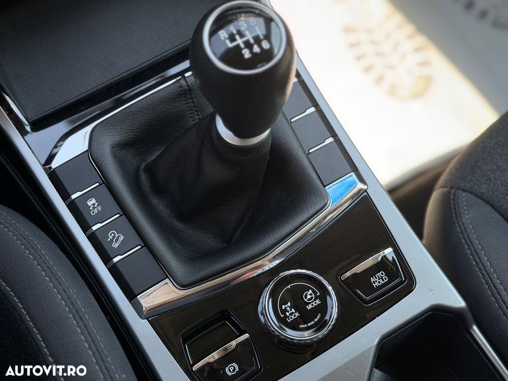 SsangYong Korando - 30