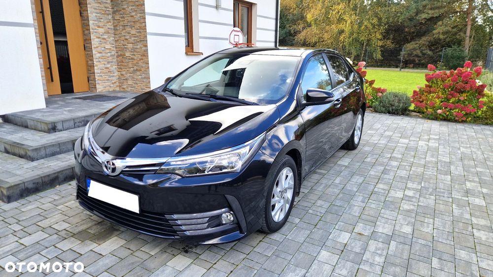 Toyota Corolla 1.6 Classic Plus - 9