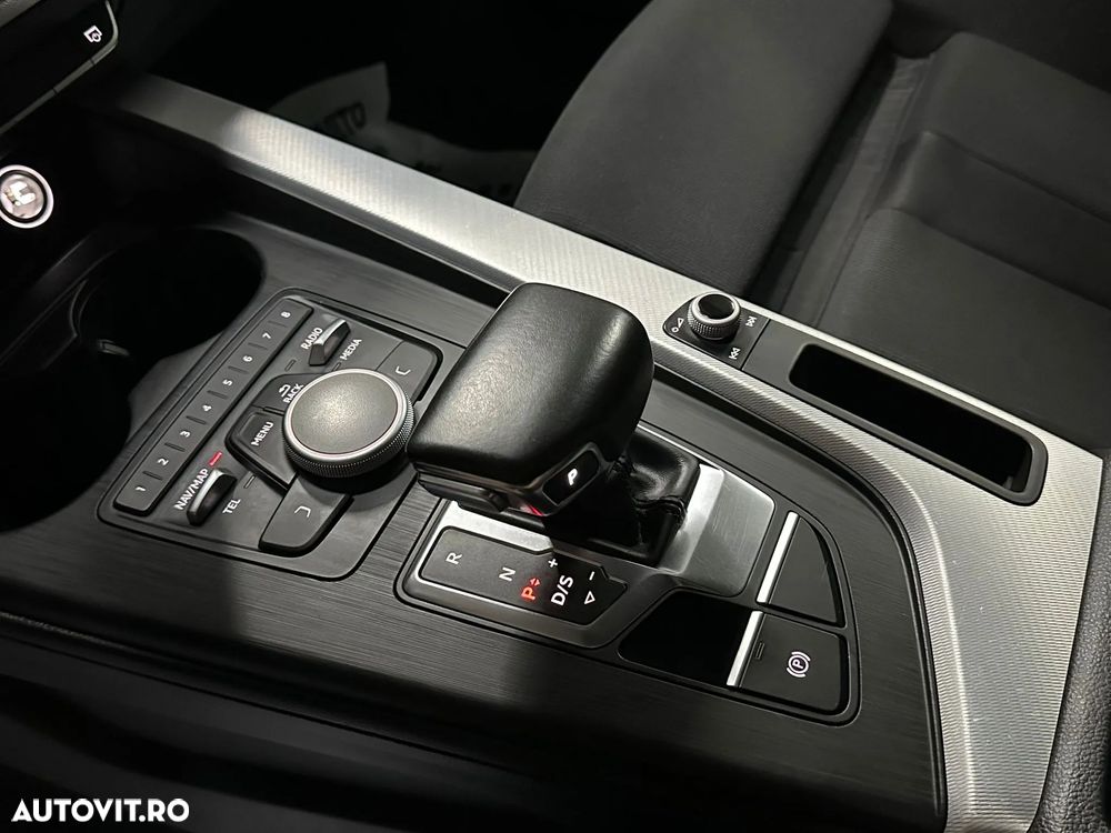 Audi A4 2.0 TDI S tronic - 12