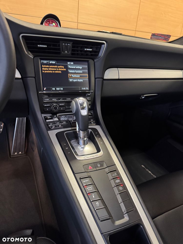 Porsche 911 Carrera S PDK - 15