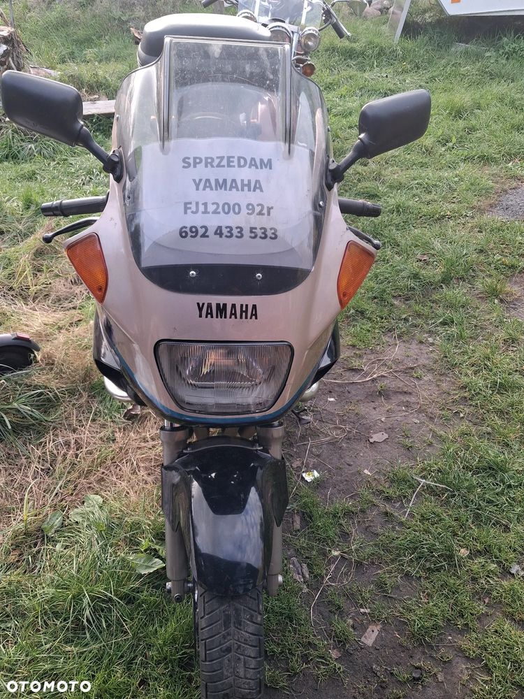 Yamaha FJ - 6