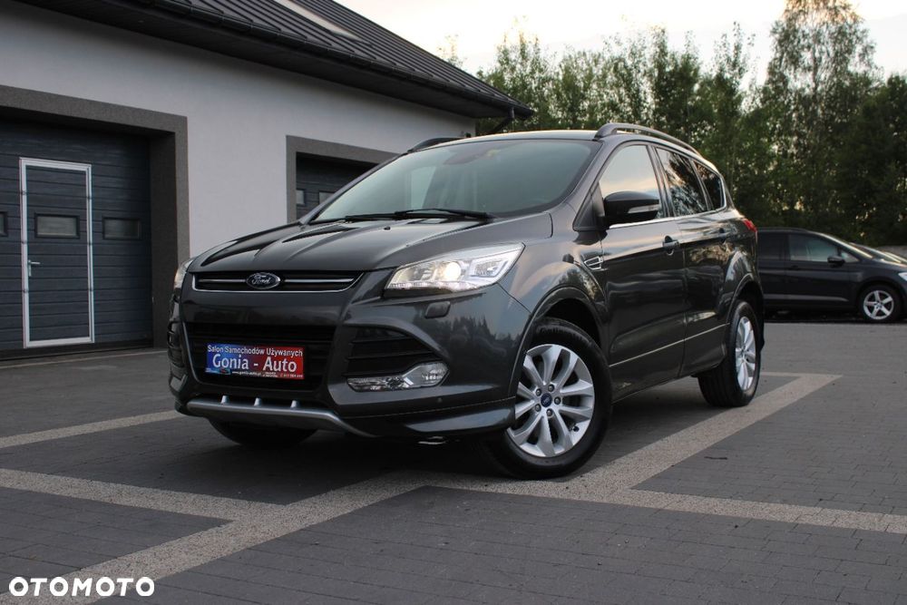 Ford Kuga - 1