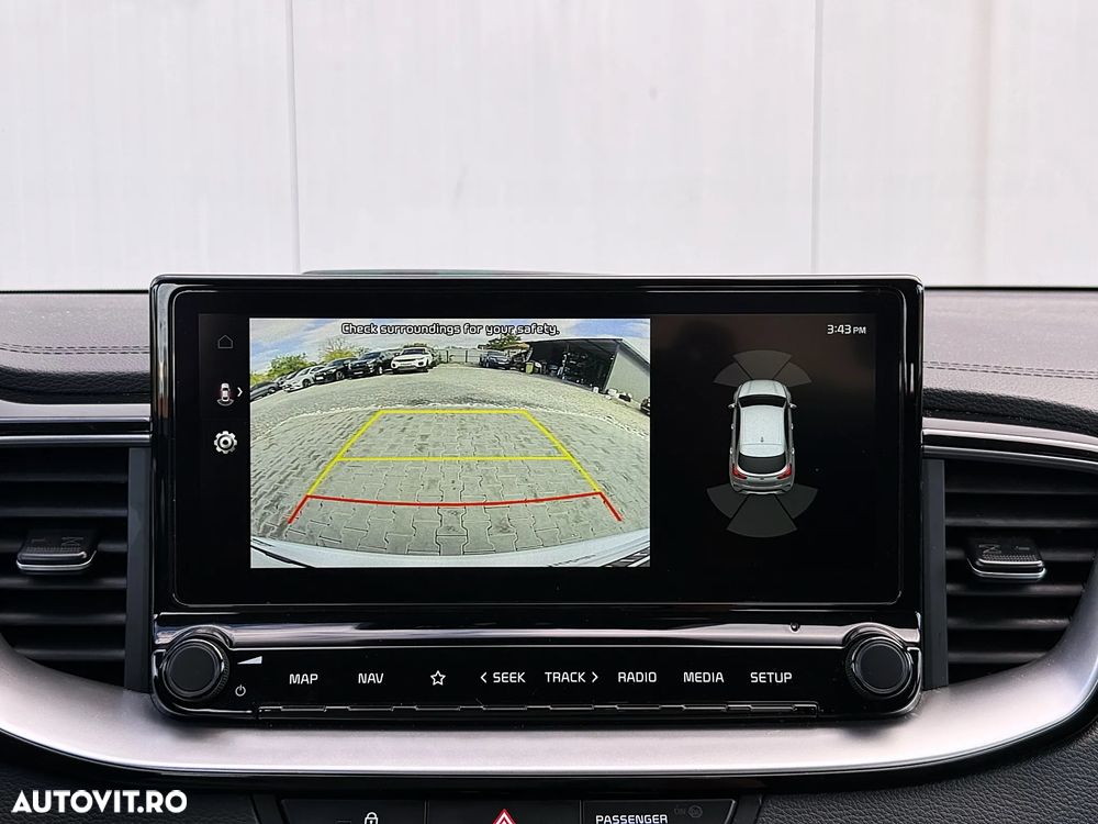 Kia XCeed 1.6 GDI 6DCT PHEV Vision - 13
