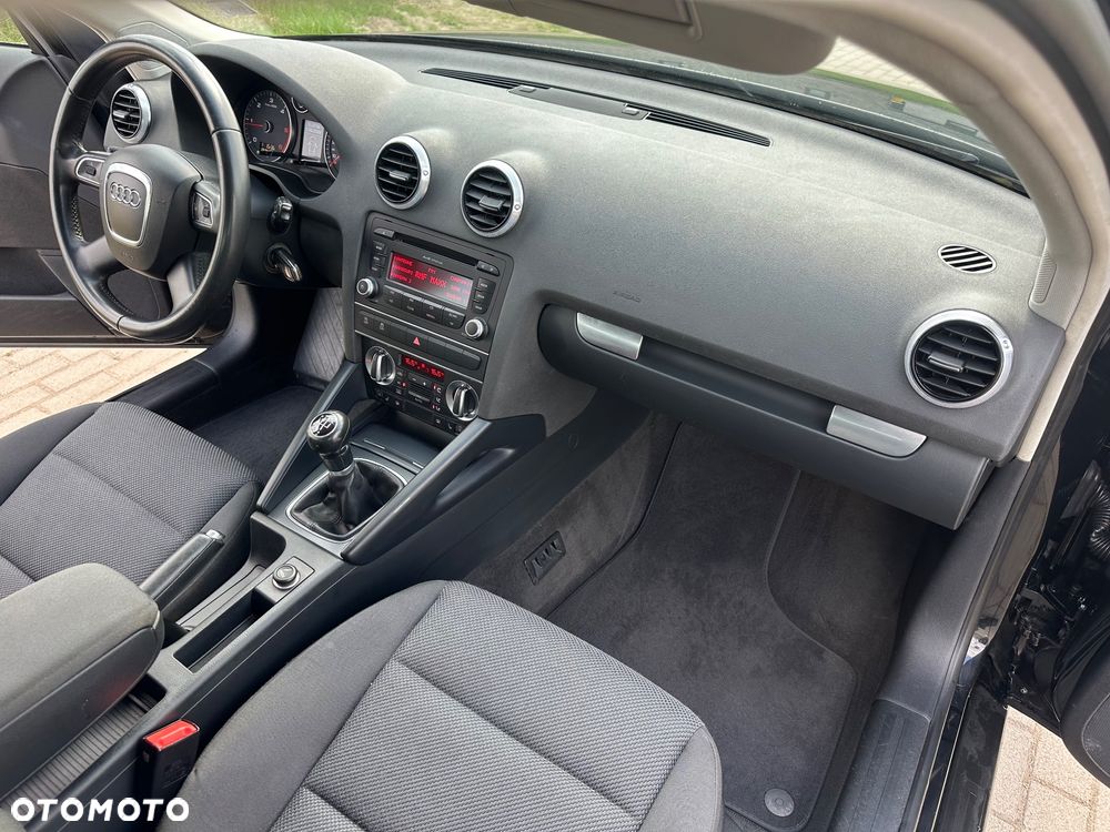 Audi A3 Sportback 1.6 TDI Ambition - 6