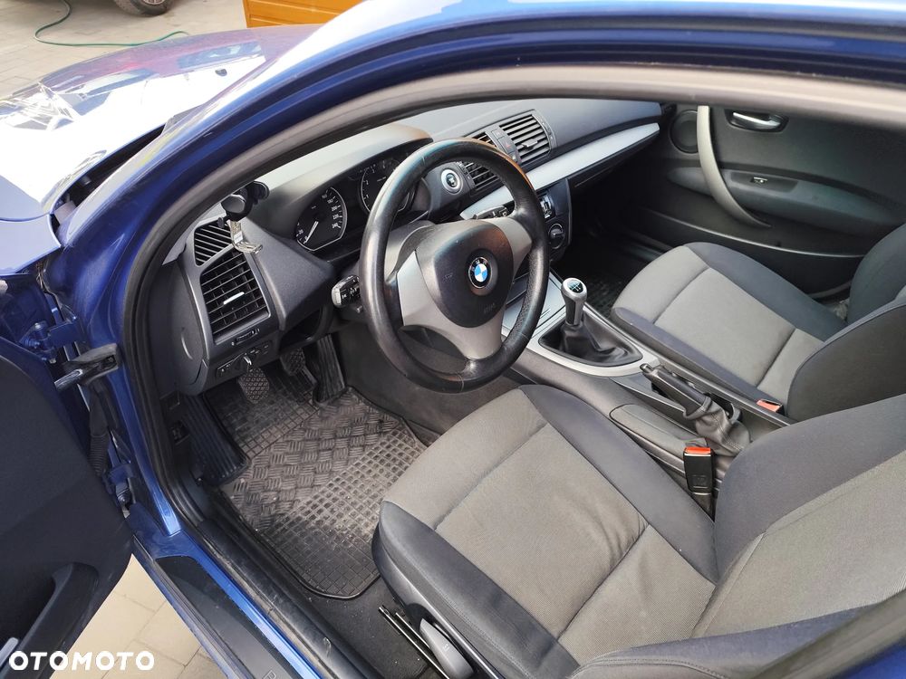 BMW Seria 1 - 12