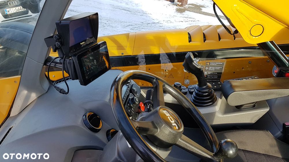 JCB 542-70 Agri Xtra 2020R - 17