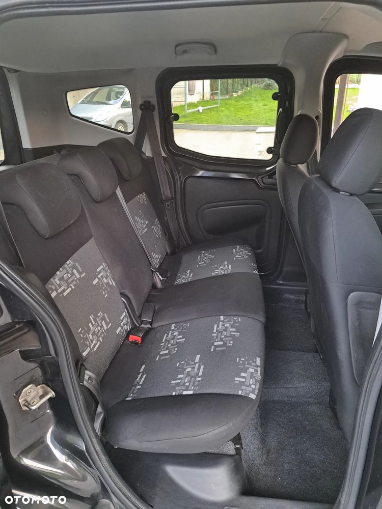 Fiat Qubo - 11