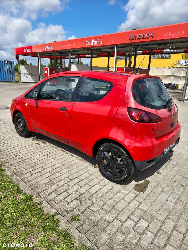 Mitsubishi Colt - 4