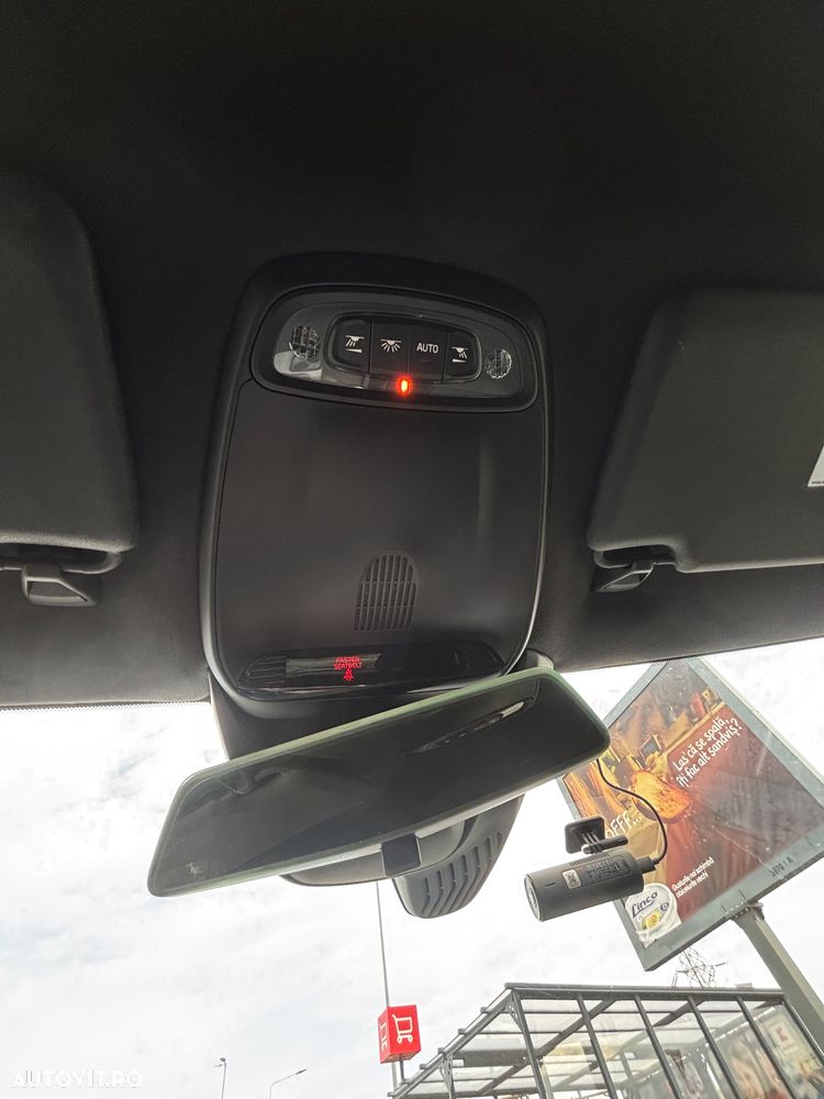 Volvo V40 D4 VEA R-Design - 18