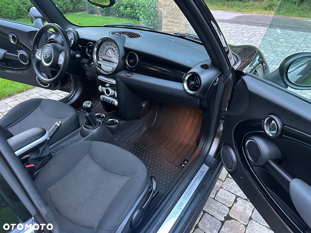 MINI Clubman - 14