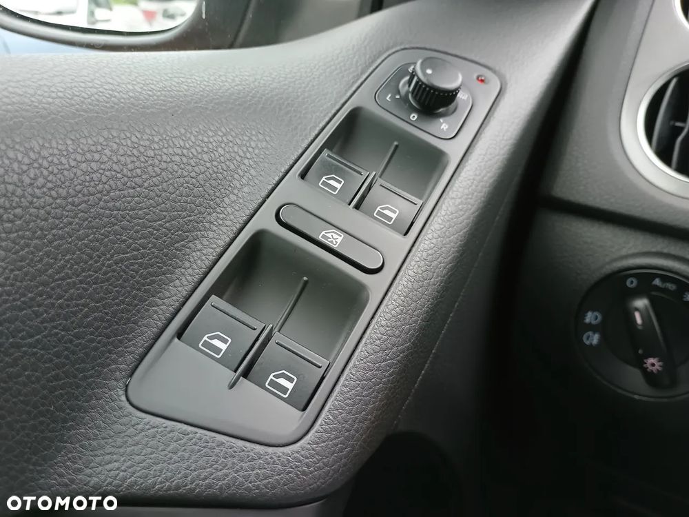 Volkswagen Tiguan 1.4 TSI BlueMot Sport&Style - 19