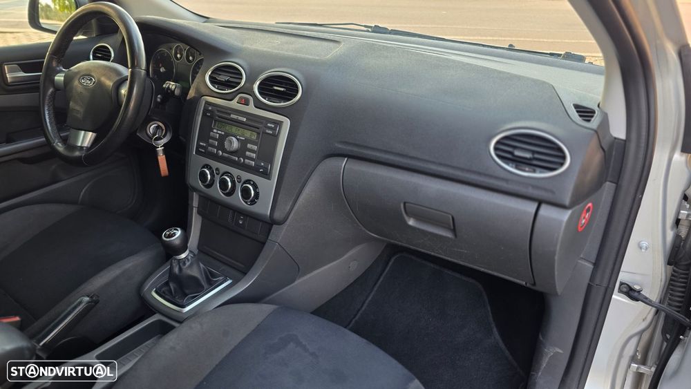 Ford Focus SW 1.6 TDCi Trend - 21