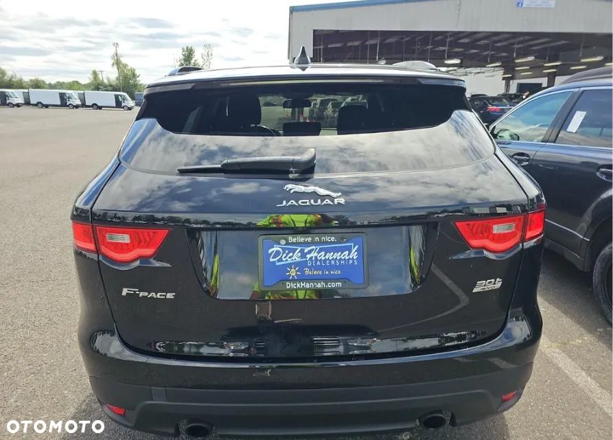Jaguar F-Pace - 6