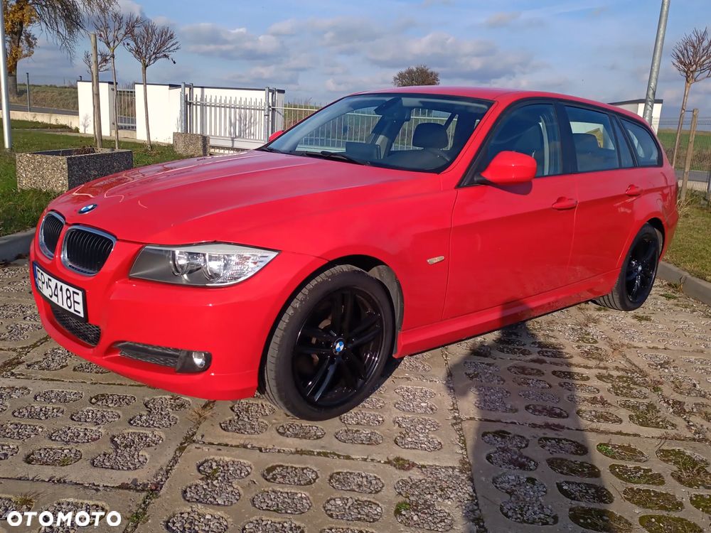 BMW Seria 3 318d Touring - 1