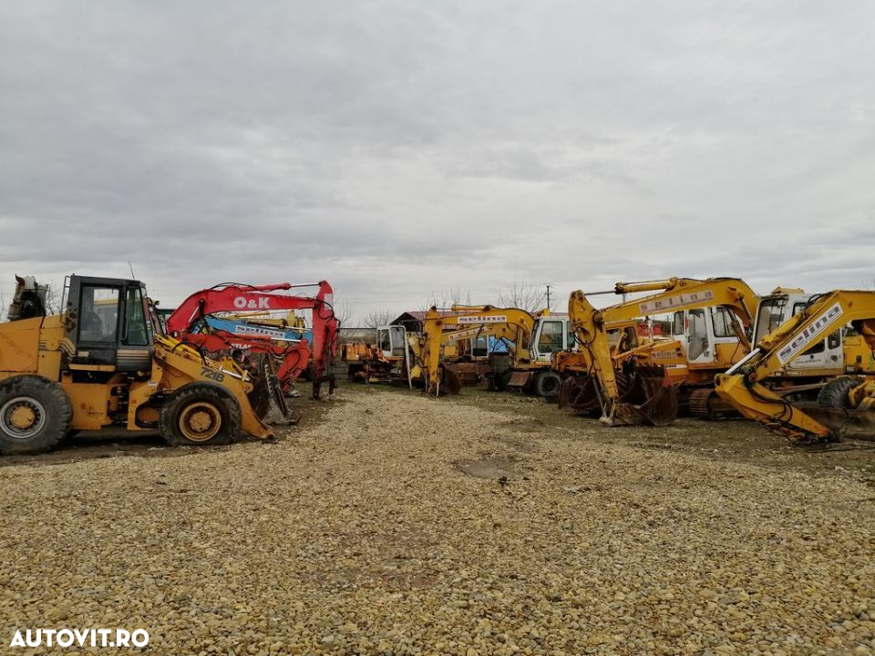 Dezmembrez JCB, CAT, KOMATSU, ATLAS, O&K, LIEBHERR, TEREX, MF, FERMEC, CASE, VOLVO, KOBELCO, HITACHI - 4