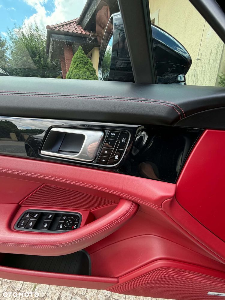 Porsche Panamera 4 Edition 10 Jahre - 3
