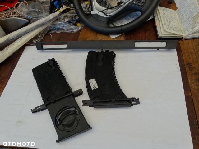 BMW E90 E92 Anglik Uchwyt Kubek CupHolder Listwa Kpl 7127462 7127463 7130743 - 8