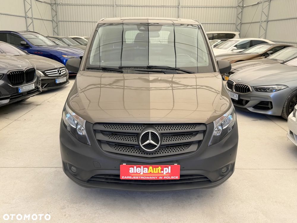 Mercedes-Benz VITO - 12