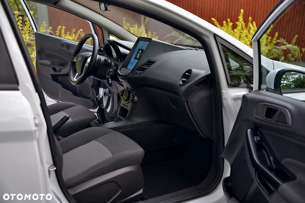 Ford Fiesta 1.25 Titanium EU5 - 31