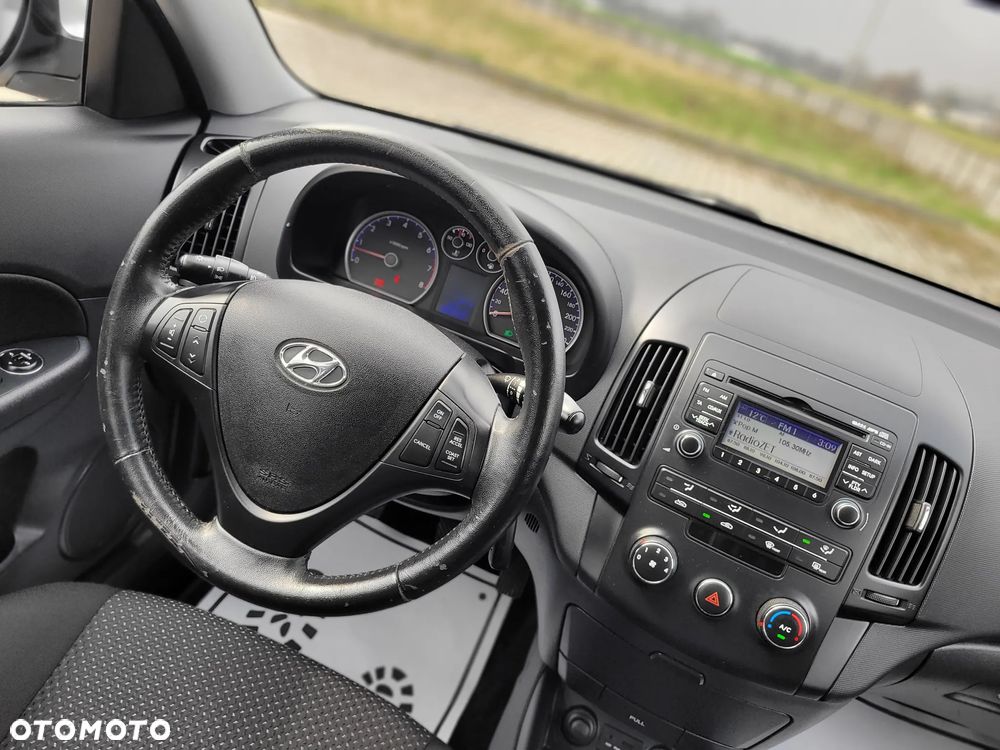 Hyundai i30 1.4 Blue Comfort - 26