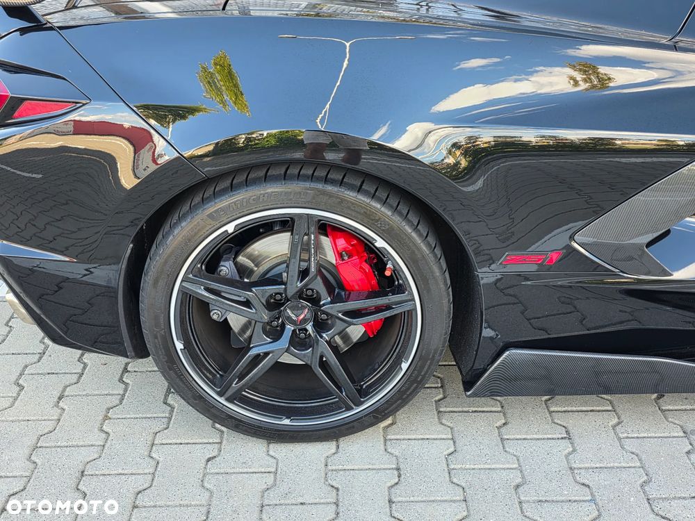 Chevrolet Corvette - 36