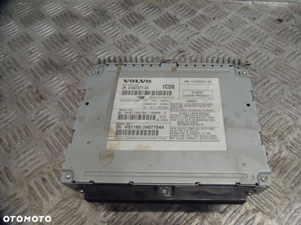 VOLVO S60 D II 10-13 RADIO CZYTNIK ZMIENIARKA CD 31337571AA - 1