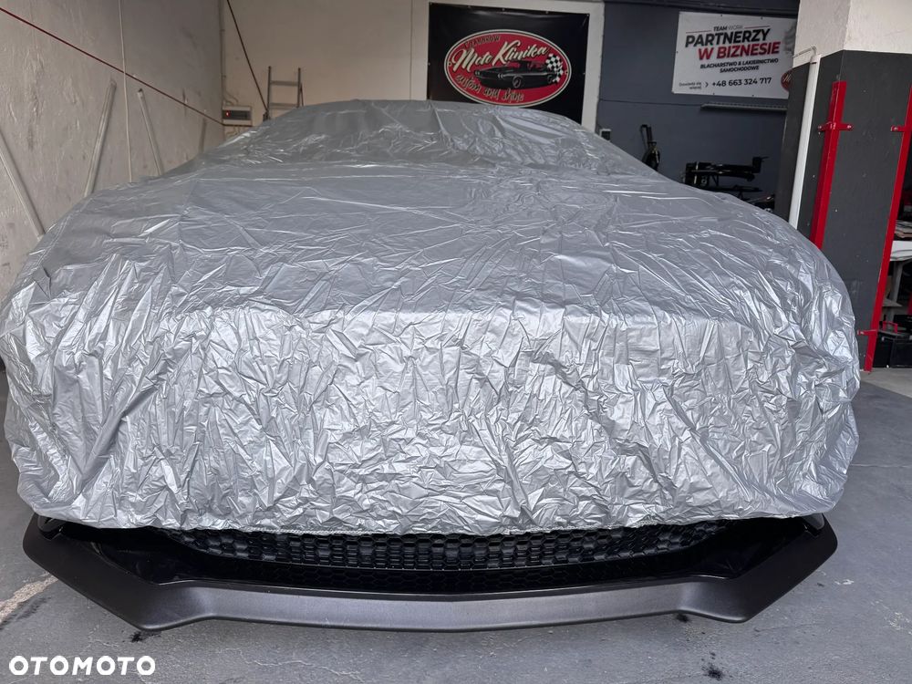 Ford Mustang - 22