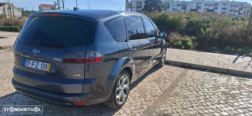 Ford S-Max 2.0 TDCi Titanium 7L - 2