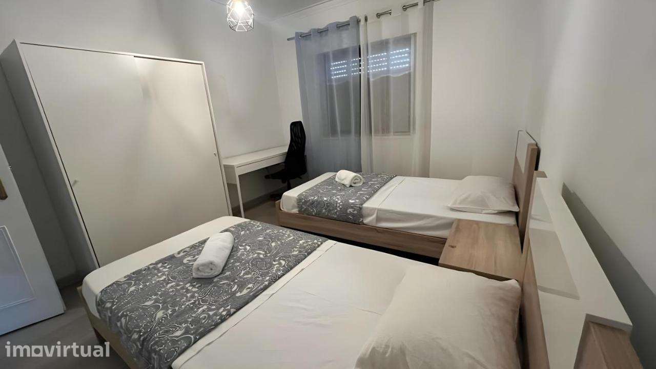 T2 com varanda em Amora, pronto a habitar - Grande imagem: 5/11