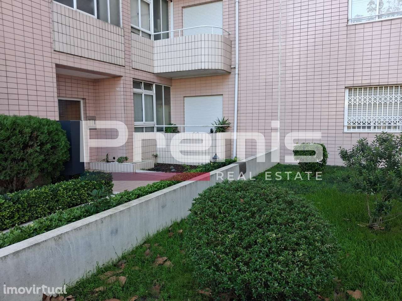 Apartamento T2 Venda em Baguim do Monte (Rio Tinto),Gondomar - Grande imagem: 2/22