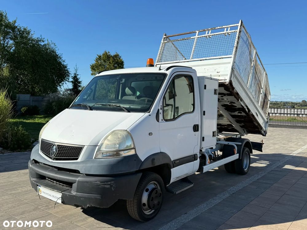 Renault Mascott