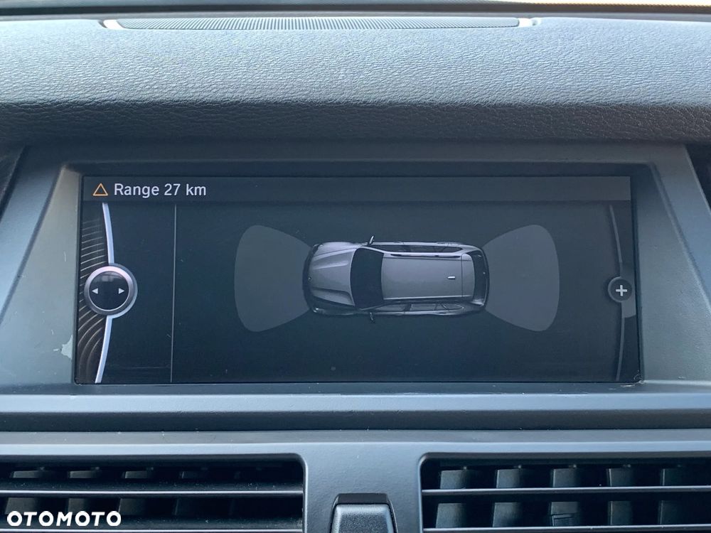BMW X5 xDrive30i - 11
