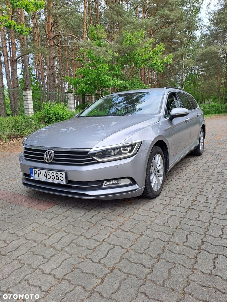 Volkswagen Passat 1.6 TDI (BlueMotion Technology) Comfortline - 2