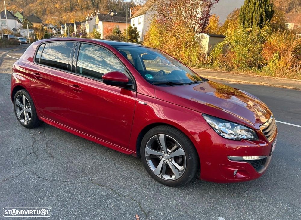 Peugeot 308 1.2 PureTech Style - 1