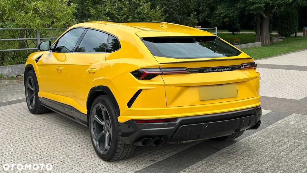 Lamborghini Urus - 6