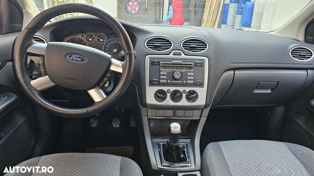 Ford Focus 1.6 TDCi Trend - 4